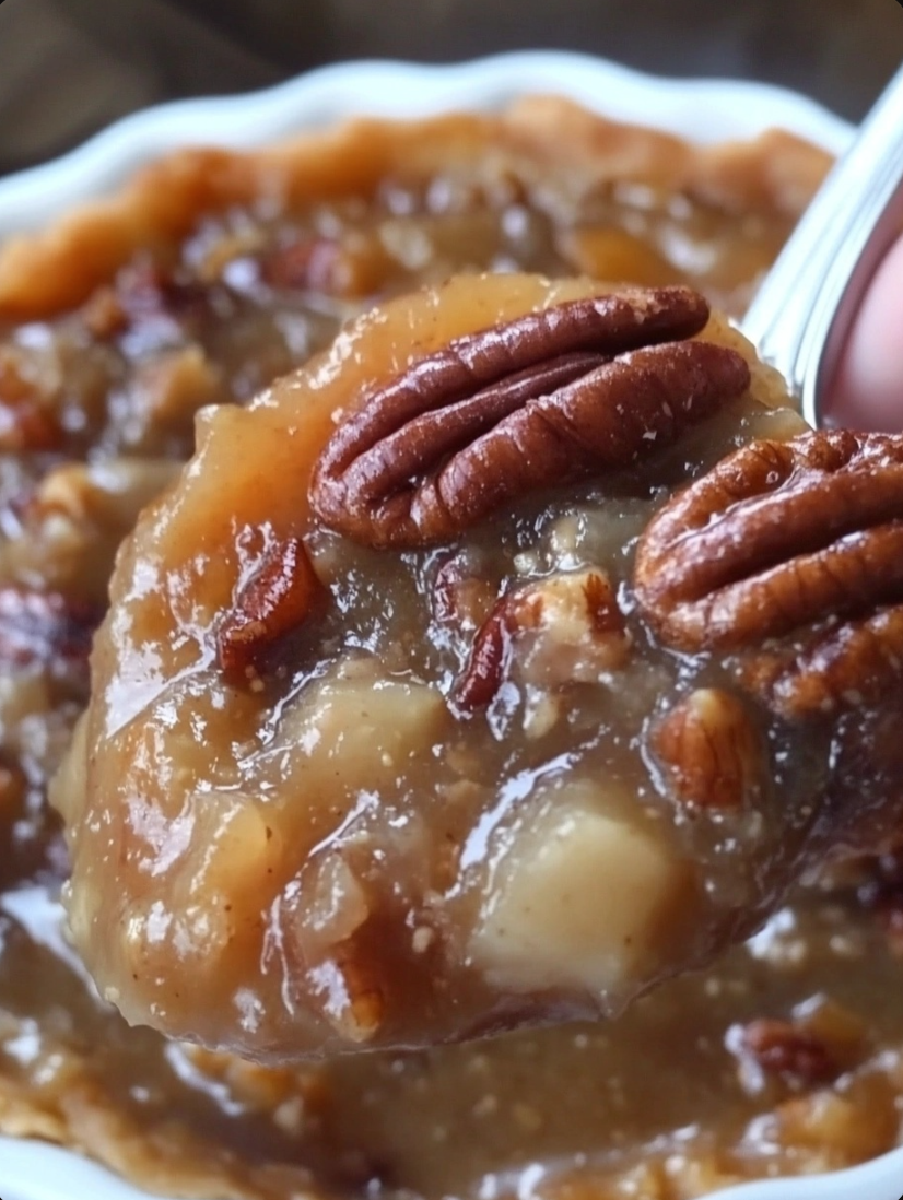 Pecan Cobbler (Quick and Easy Pecan Pie)