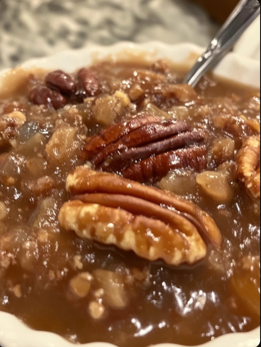 Pecan Cobbler (Quick and Easy Pecan Pie)