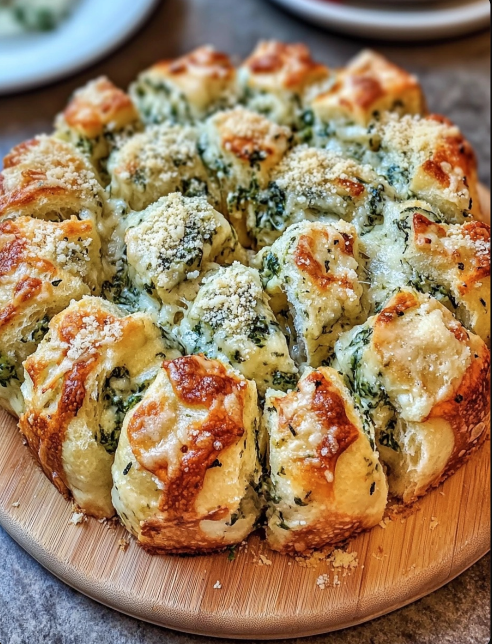 Garlic Parmesan Pull-Apart Bread with Spinach Dip